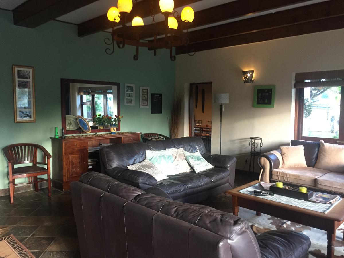 Cheetah Lodge Guest House Hartenbos Buitenkant foto