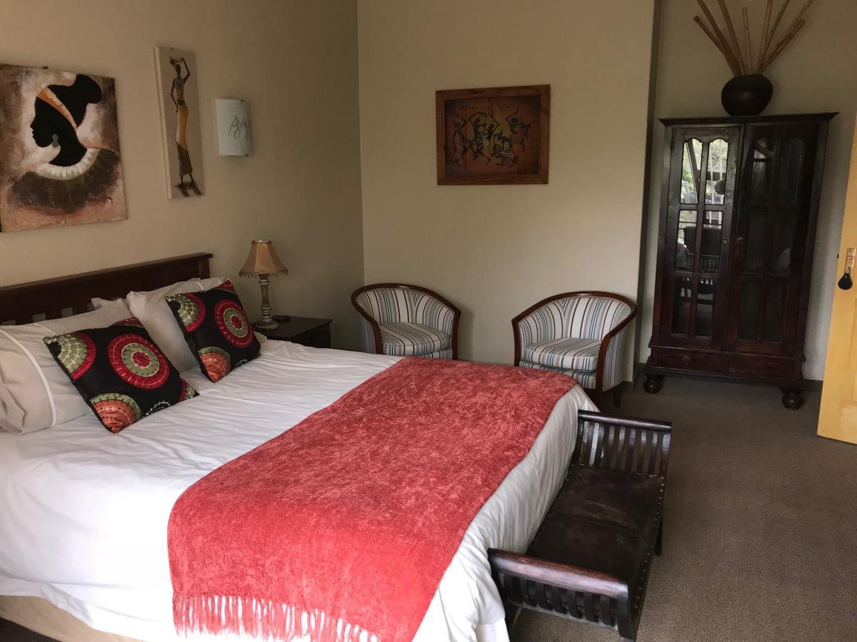 Cheetah Lodge Guest House Hartenbos Buitenkant foto