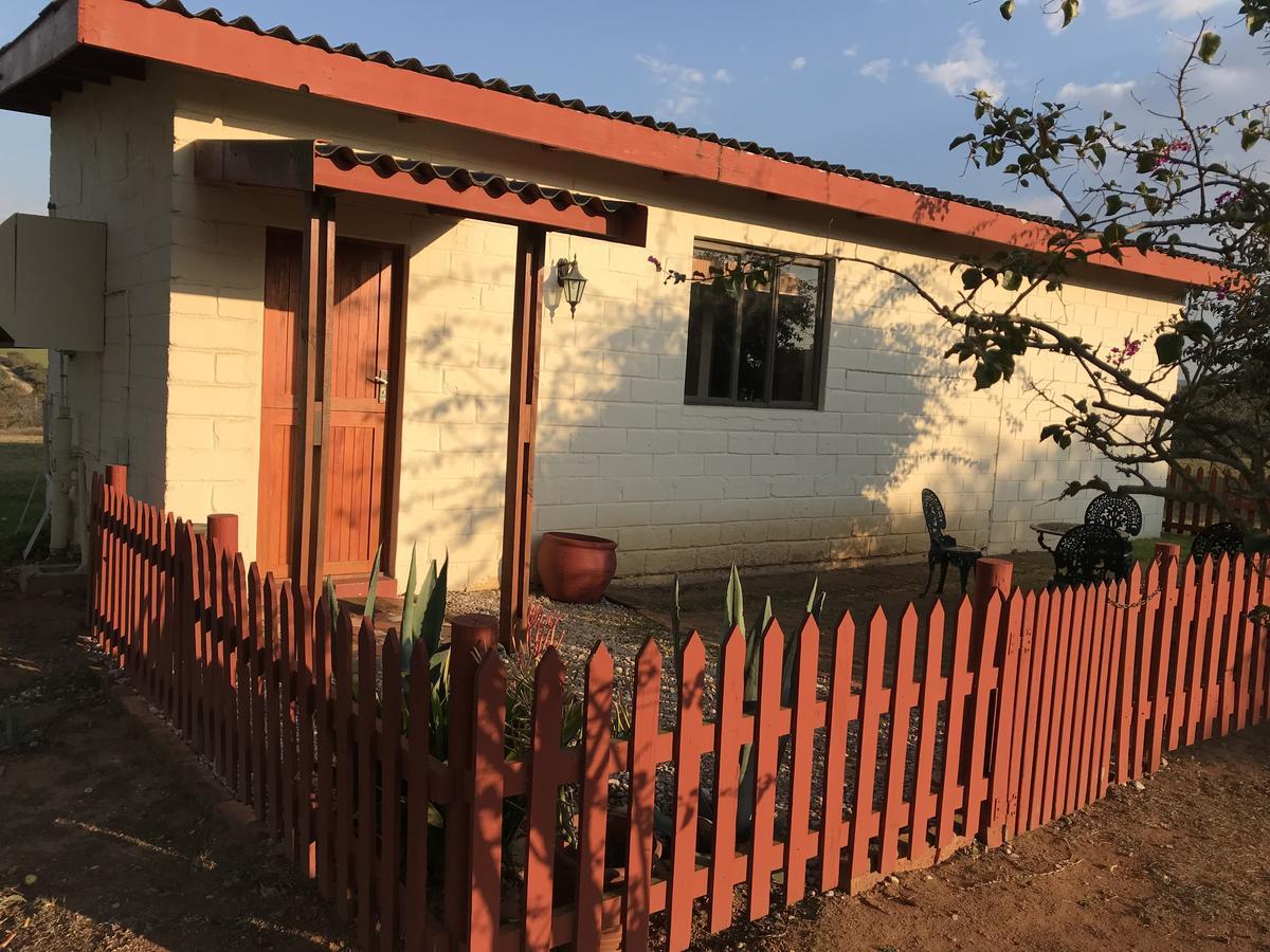 Cheetah Lodge Guest House Hartenbos Buitenkant foto
